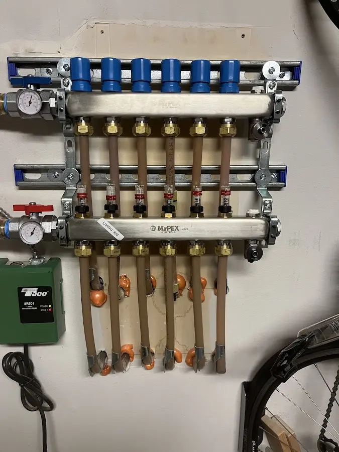 Plumber performing Gas Leak Detection at a residential property in Itasca