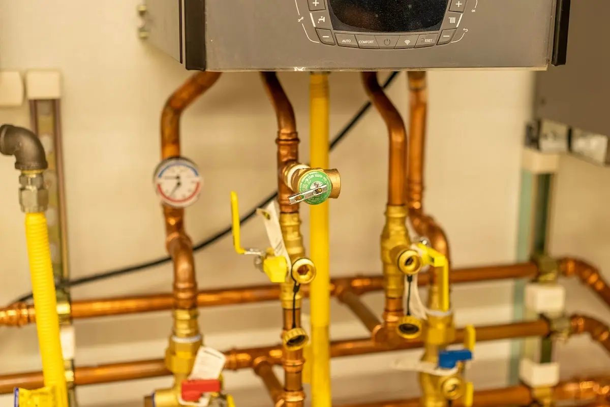 Licensed technician providing Slab Leak Repair for a homeowner in Itasca